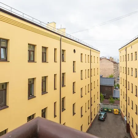 Brand New 1br In Center Lägenhet